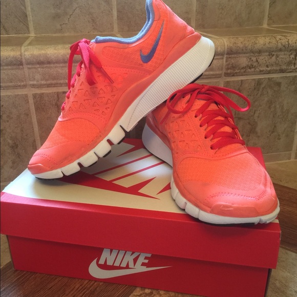 Nike Shoes - Nike Free 7.0 Shoes